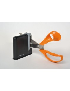 FISKARS AFILADOR DE TIJERAS